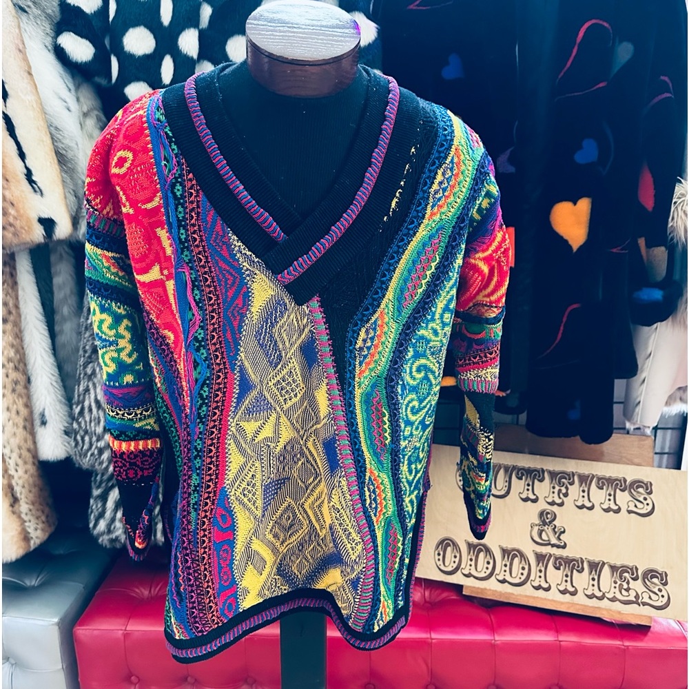 RARE COOGI Vintage 90s Cable Knit Mercerised Cotton V-neck Sweater